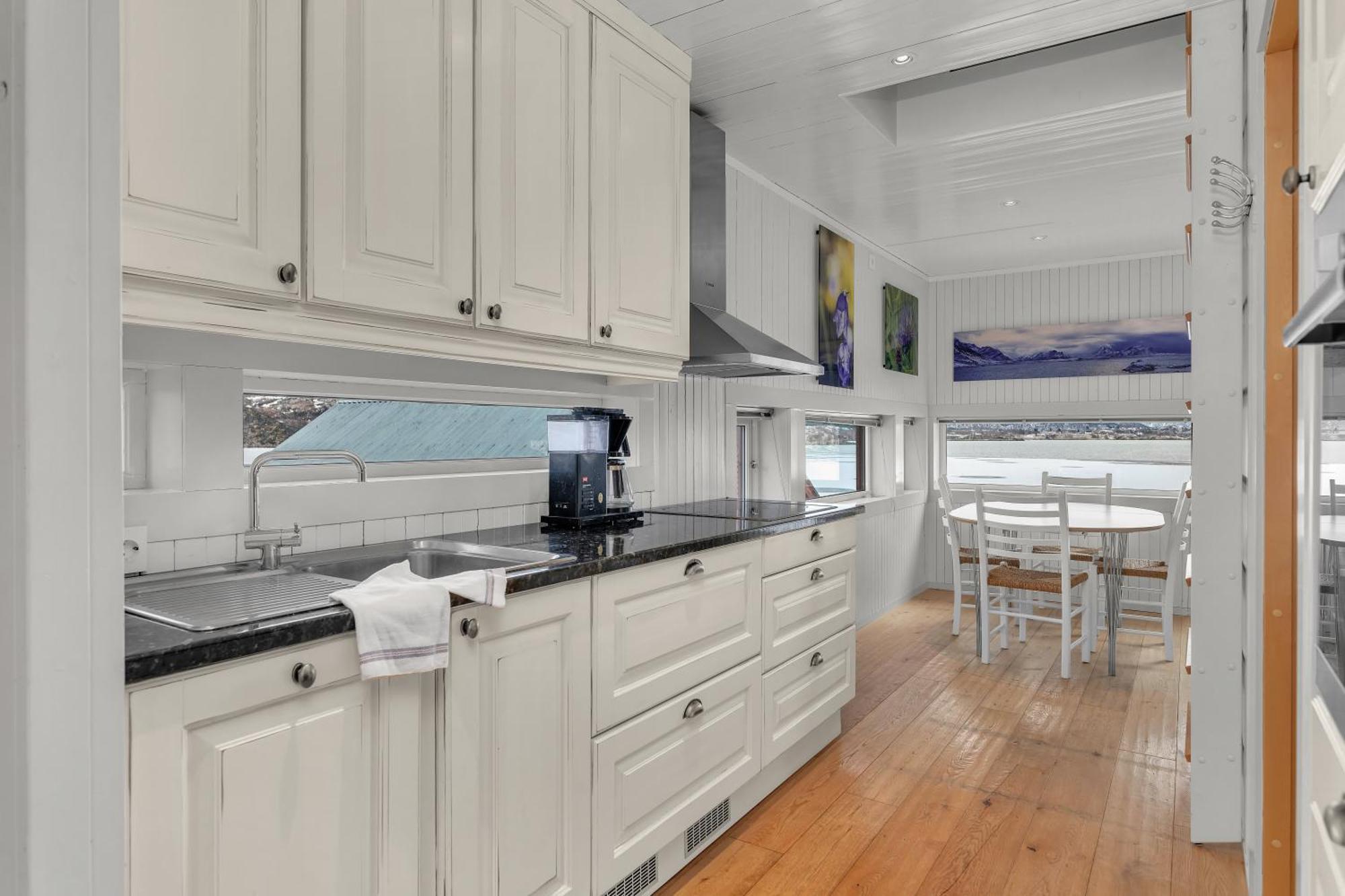 Vesteralen Apartment Bø i Vesterålen エクステリア 写真